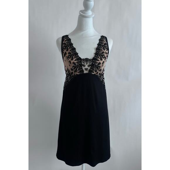 SOMA WOMENS EMBLISS KNIT FLOCKED CHEMISE SLEEP WEAR BLACK AND IVORY SIZE S - Picture 1 of 11